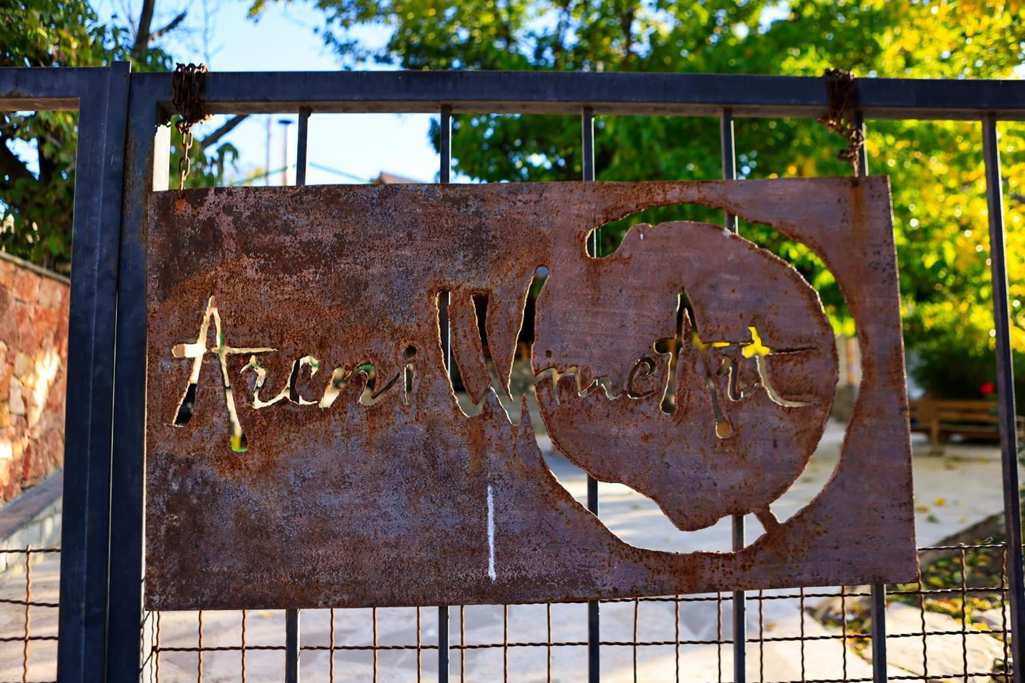 Areni Wine Art Acomodação com café da manhã Exterior foto